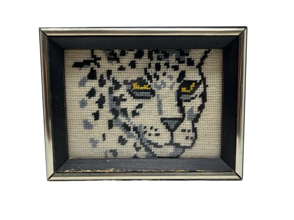 Vintage Finished Small Framed Needlepoint Snow Leopard Cat 8"x6.25"